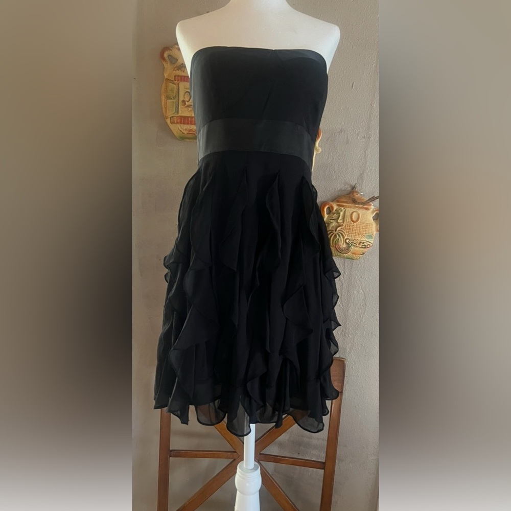 BCBGeneration Elegant Strapless Black Dress